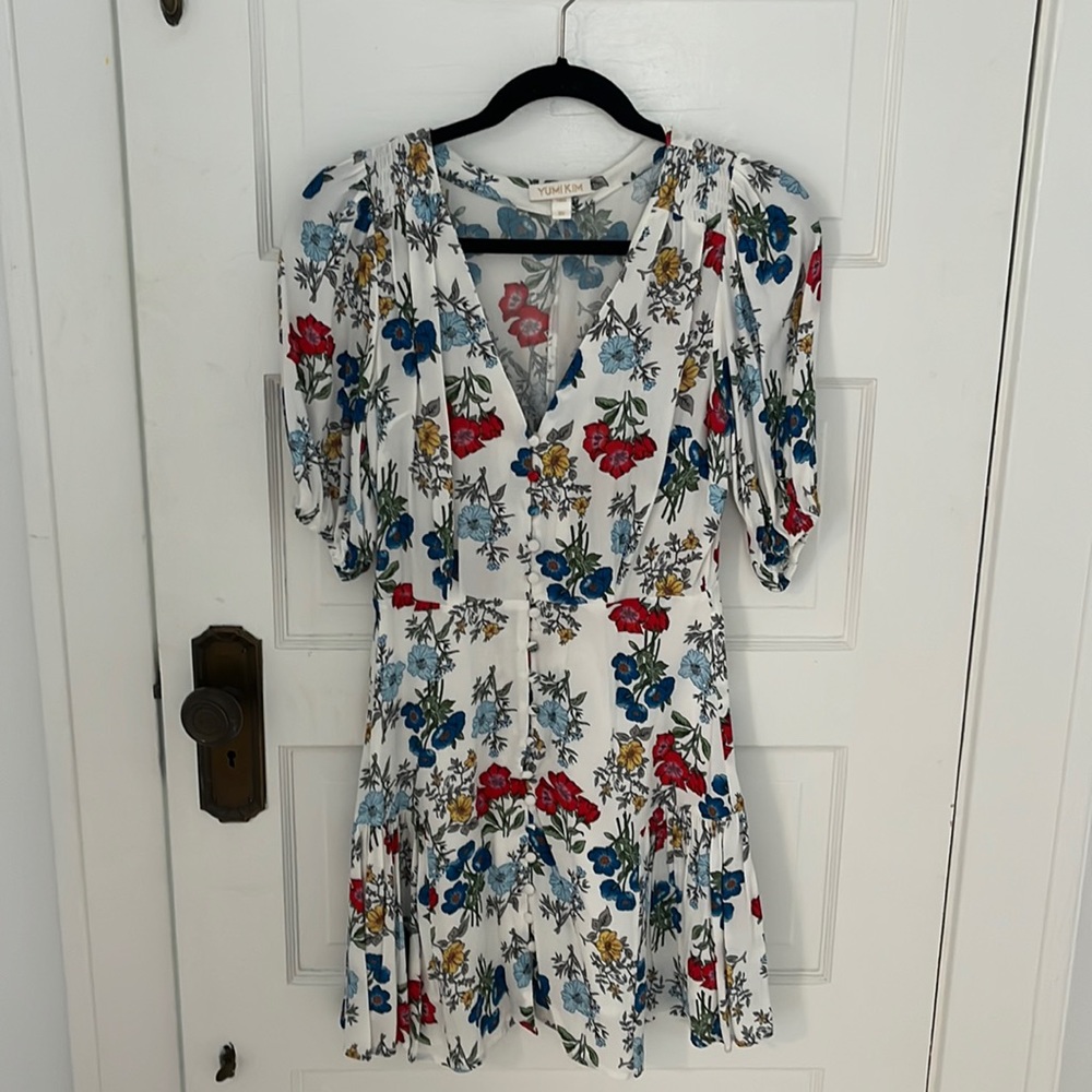 Yumi Kim Short Sleeve White Floral Dress